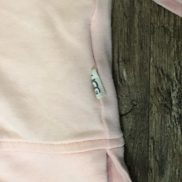 Ugg Hoodie Women's Small Kyrie Micro Terry in Seashell Pink Pullover Casual - Picture 3 of 6